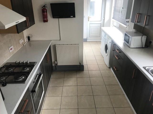 Student Shared Accommodation Lambton Street, Hull photo 3